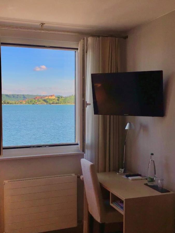 Hotel Jean-jacques Rousseau