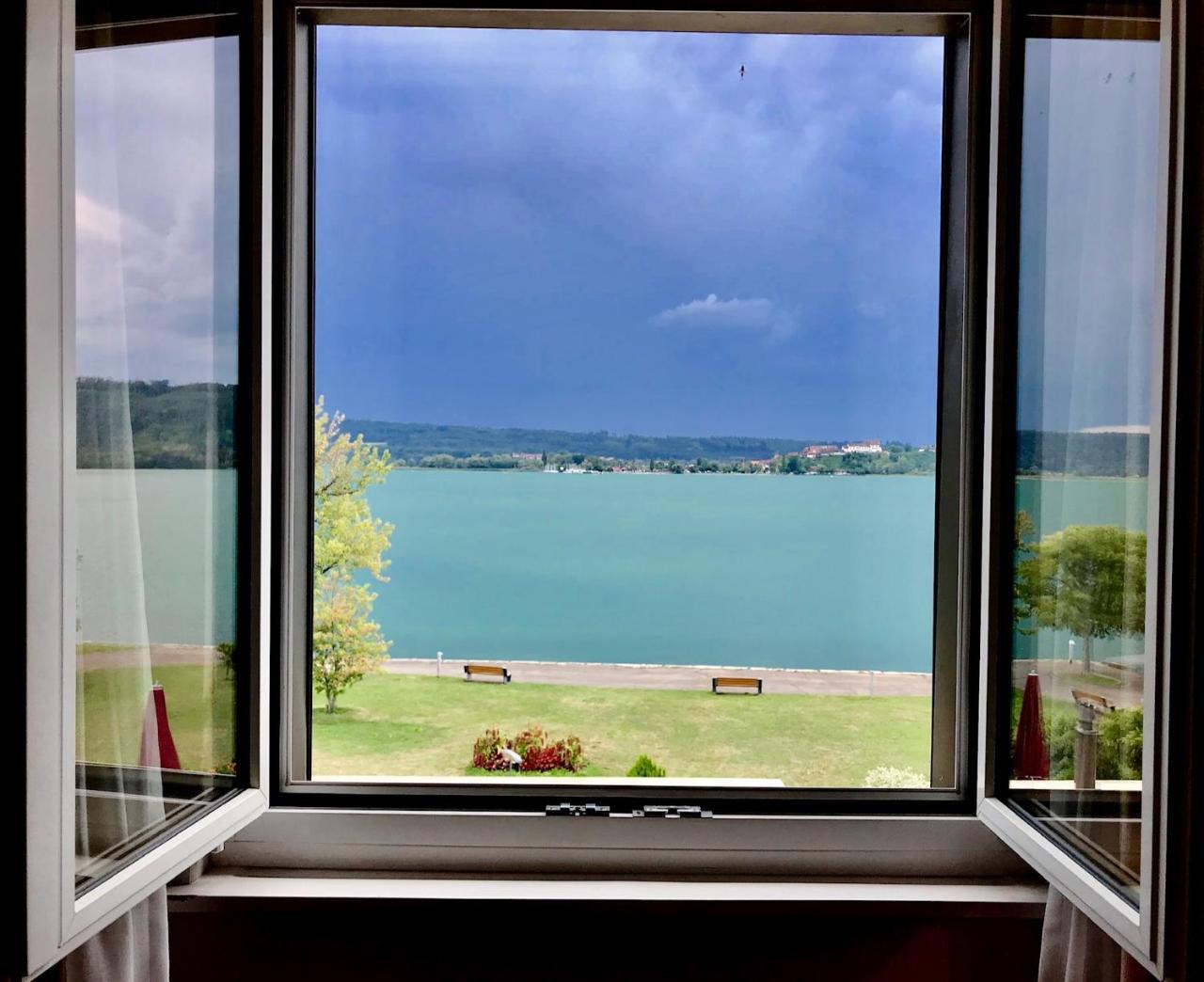 Jean-jacques Rousseau Hotel 3*